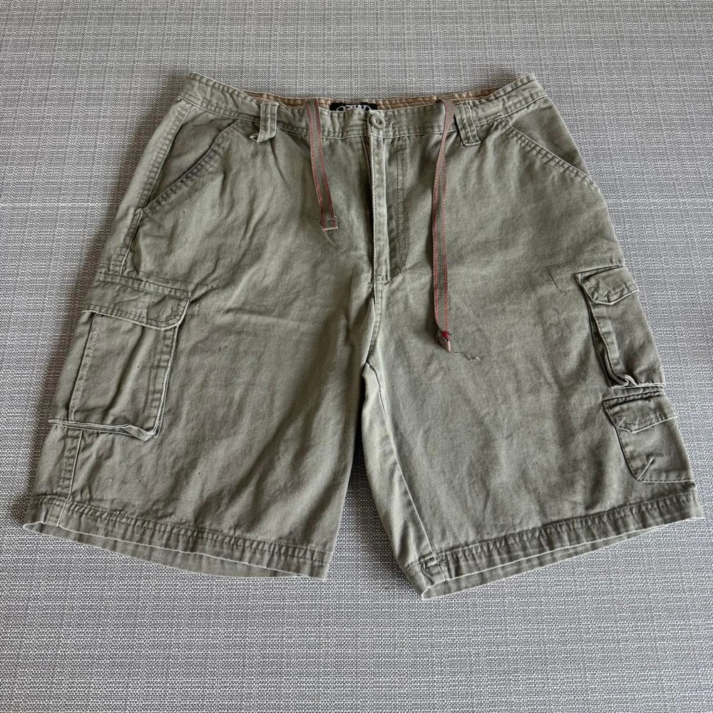 Rugged Wear Green Cargo Shorts Men's Size 36